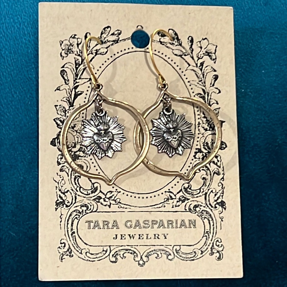 Tara Gasparian Jewelry Sacre Couet small earrings - Picture 2 of 7
